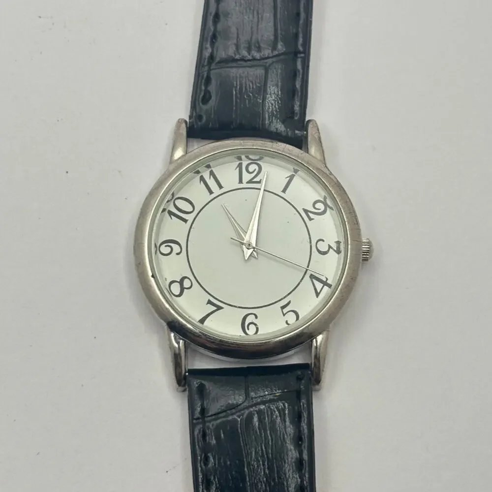 Retro Black & Silver Men's Watch
